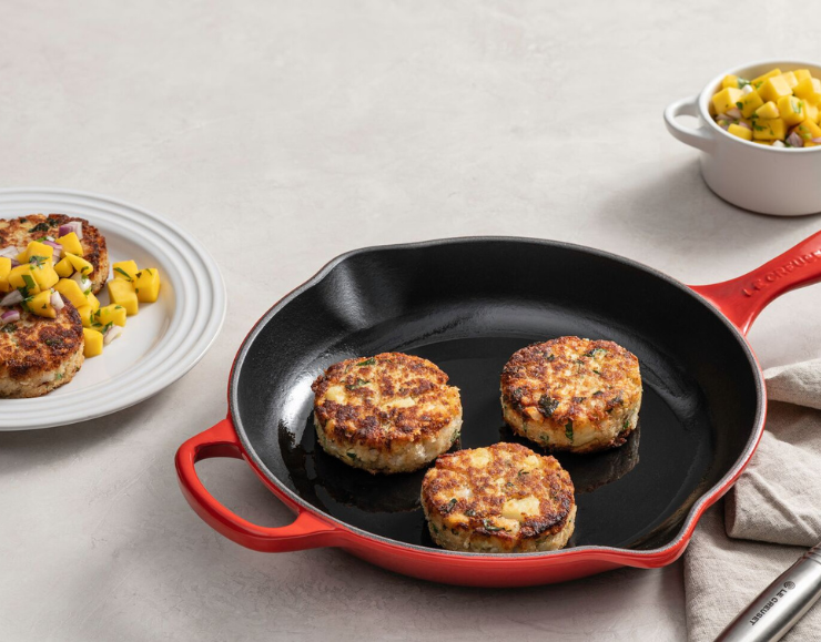 Tortitas de Pescado con Pico de Gallo de Mango